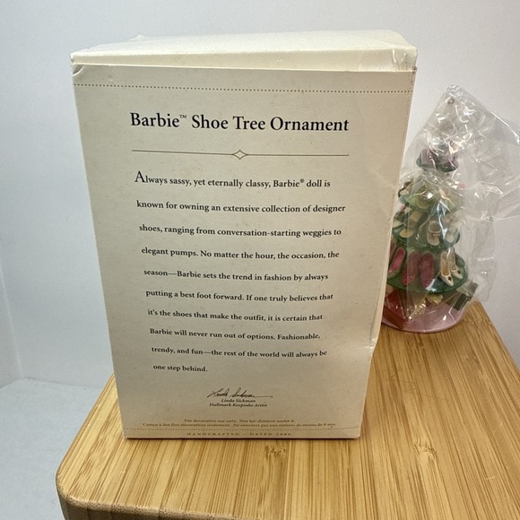 Hallmark Keepsake Barbie Shoe Tree Christmas Ornament Decoration Handcraft 2006 - Picture 8 of 9